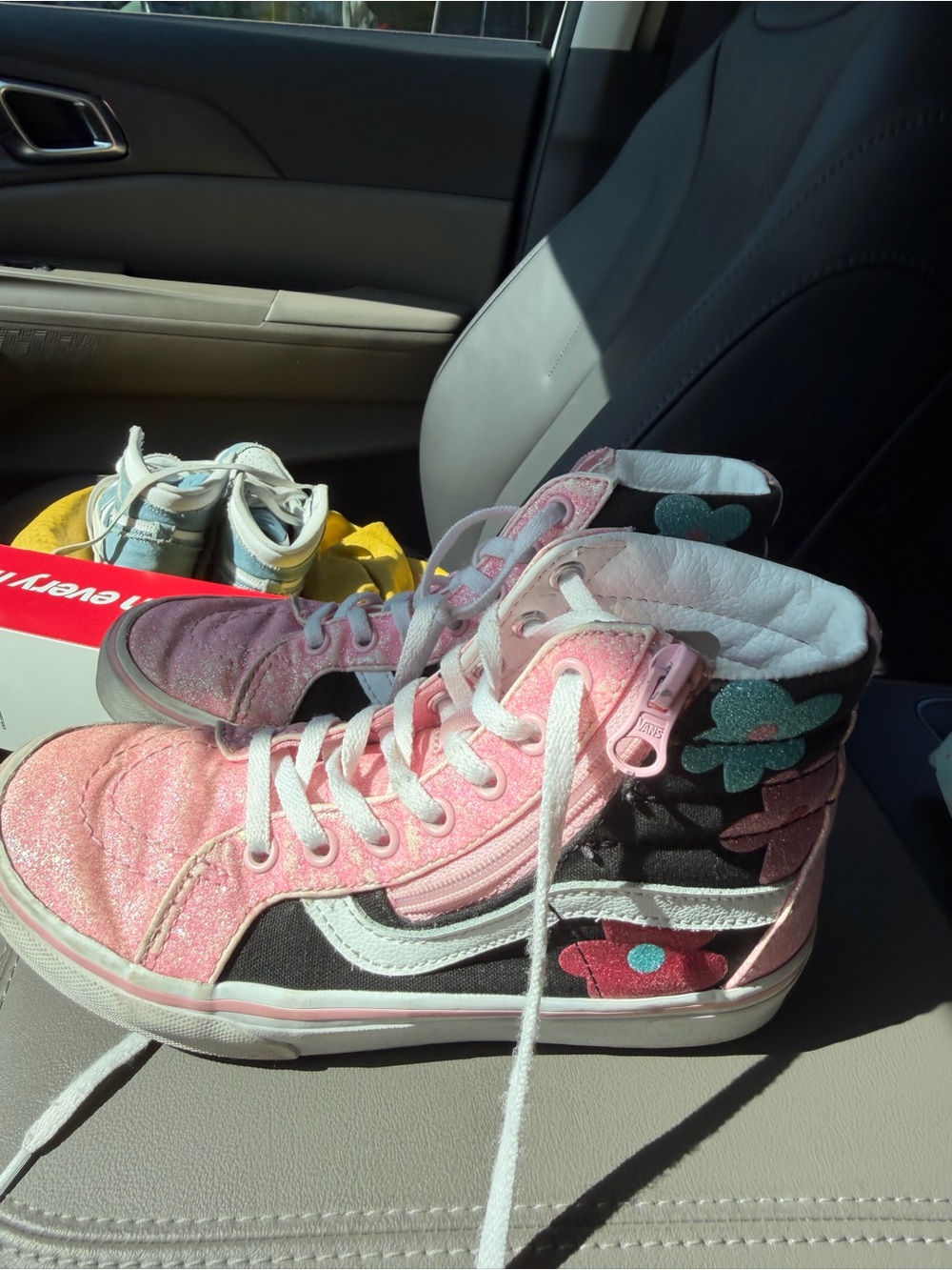 VANS Kids Pink Floral High-Top Sneakers size 2